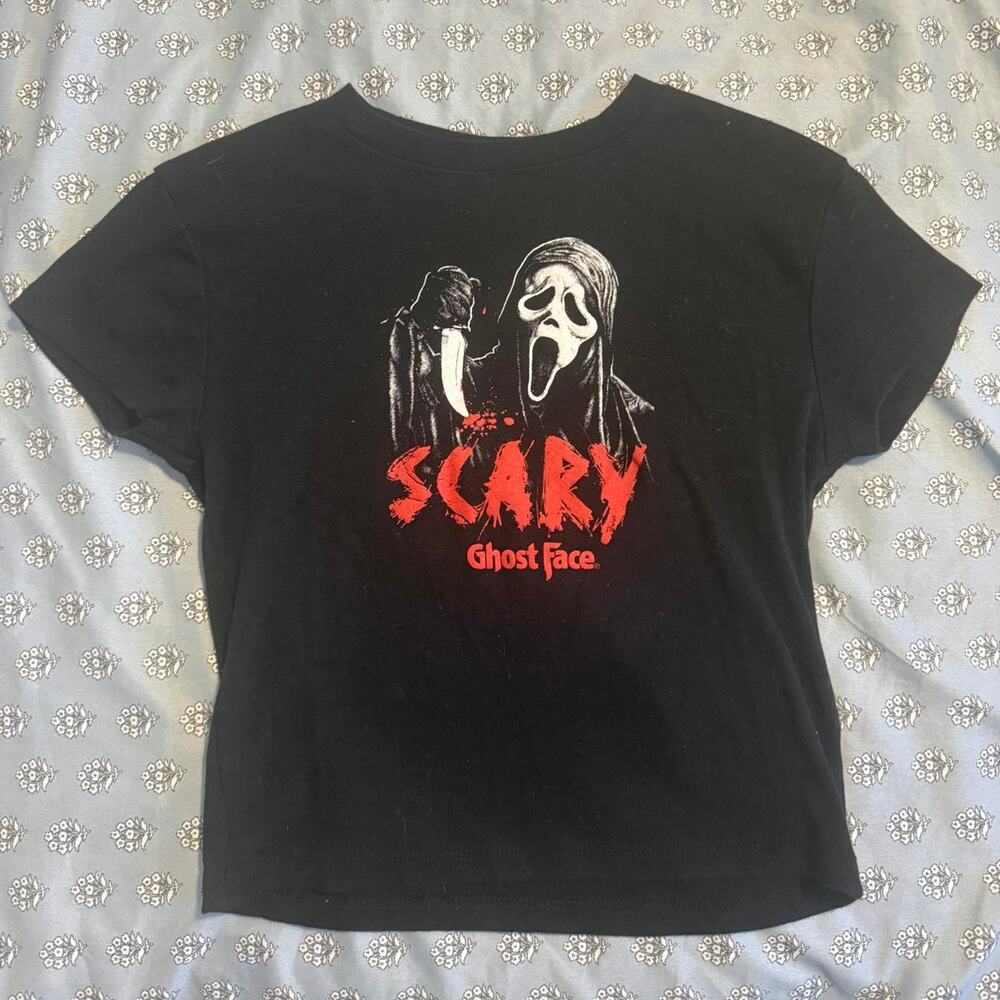 Black ghost face t shirt